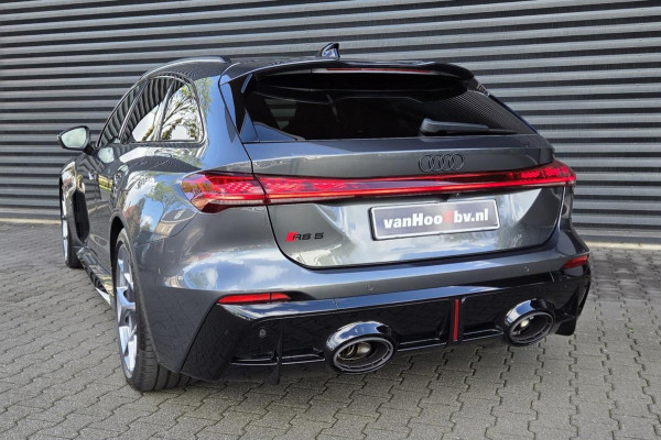 Audi RS5 Avant e-hybrid quattro - Direct leverbaar - Pano - Sportuitlaat