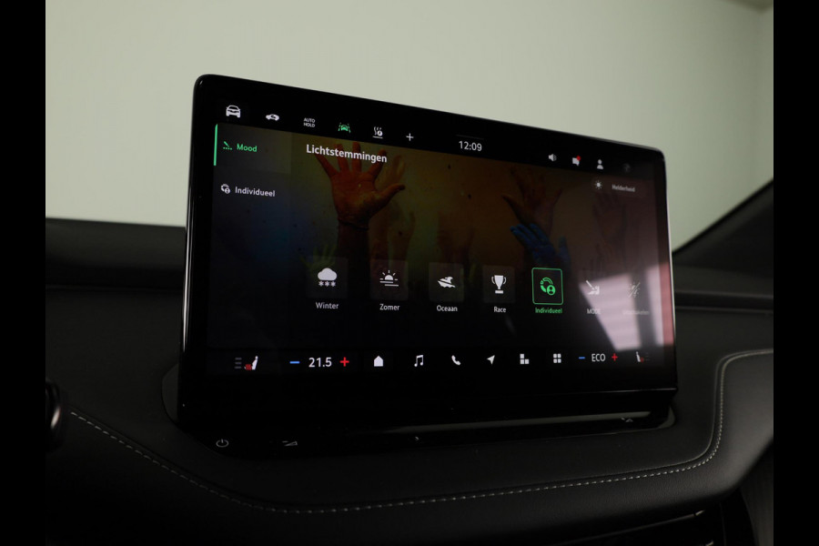 Škoda Enyaq 60 Sportline 204pk | Panoramadak | 20 inch | Sportstoelen | Adaptive Cruise | Blind Spot