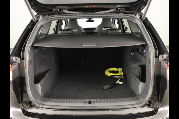 Škoda Enyaq 60 Sportline 204pk | Panoramadak | 20 inch | Sportstoelen | Adaptive Cruise | Blind Spot