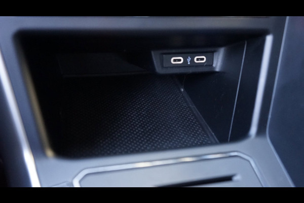 Volkswagen Polo 1.0 TSI AUTOMAAT|CARBON|CARPLAY|CLIMA|CRUISE|NAVIGATIE|PDC|STOELVERWARMING|VIRTUEEL
