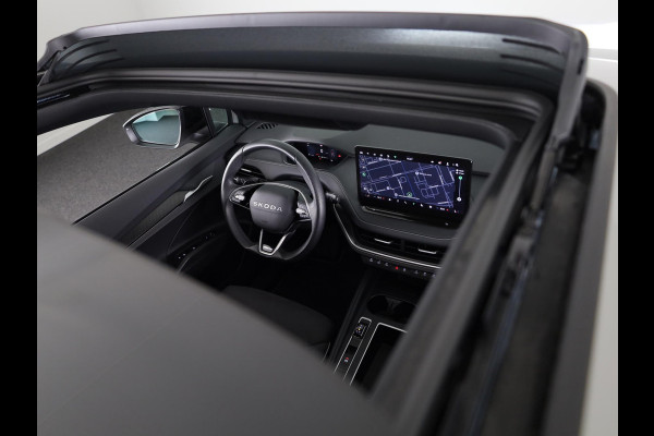 Škoda Enyaq 60 Sportline 204pk | Panoramadak | Elektrische stoel memory | Blind spot | Adaptive Cruise Control