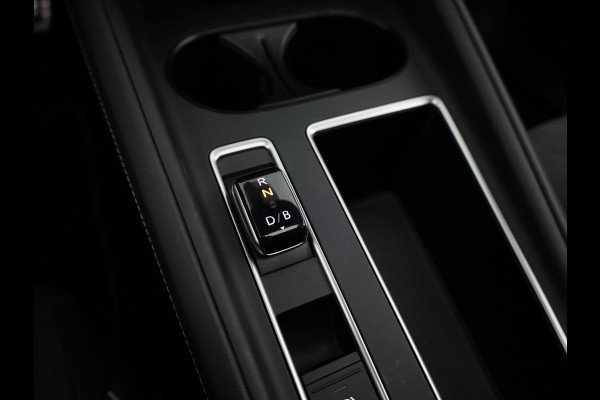 Škoda Enyaq 60 Sportline 204pk | Panoramadak | Elektrische stoel memory | Blind spot | Adaptive Cruise Control