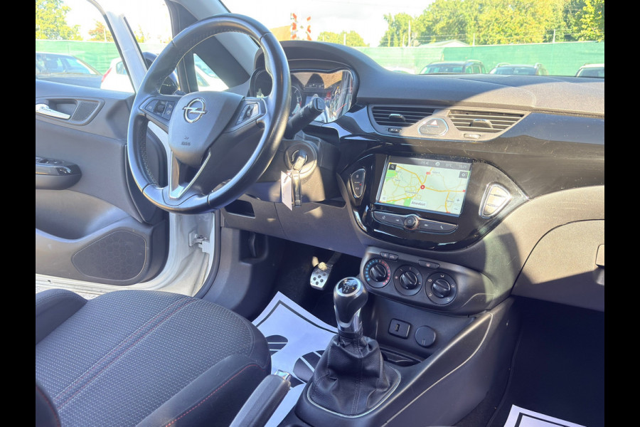 Opel Corsa 1.4 Black Edition/ NAVI/ DAB/ CRUISE