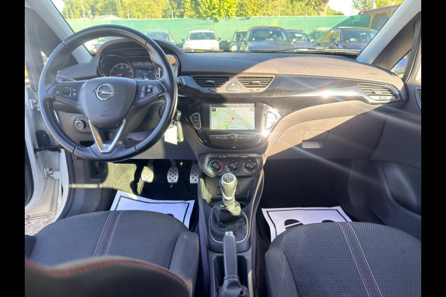 Opel Corsa 1.4 Black Edition/ NAVI/ DAB/ CRUISE