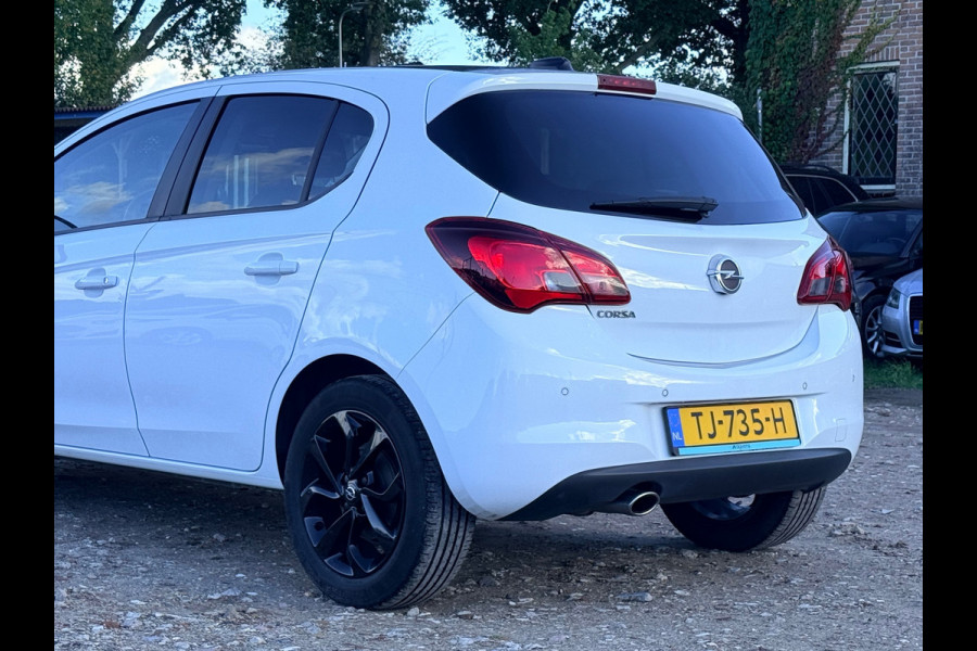 Opel Corsa 1.4 Black Edition/ NAVI/ DAB/ CRUISE