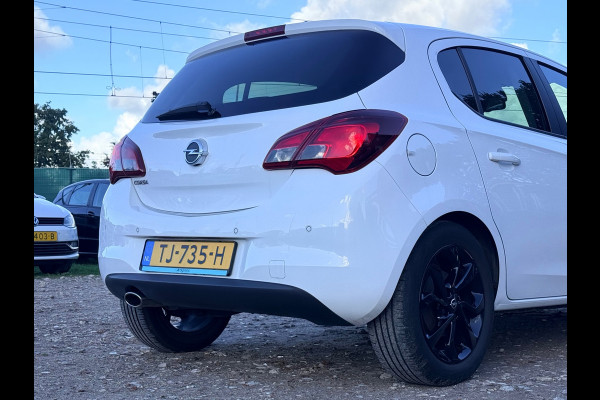 Opel Corsa 1.4 Black Edition/ NAVI/ DAB/ CRUISE