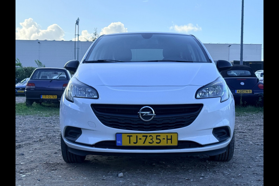 Opel Corsa 1.4 Black Edition/ NAVI/ DAB/ CRUISE