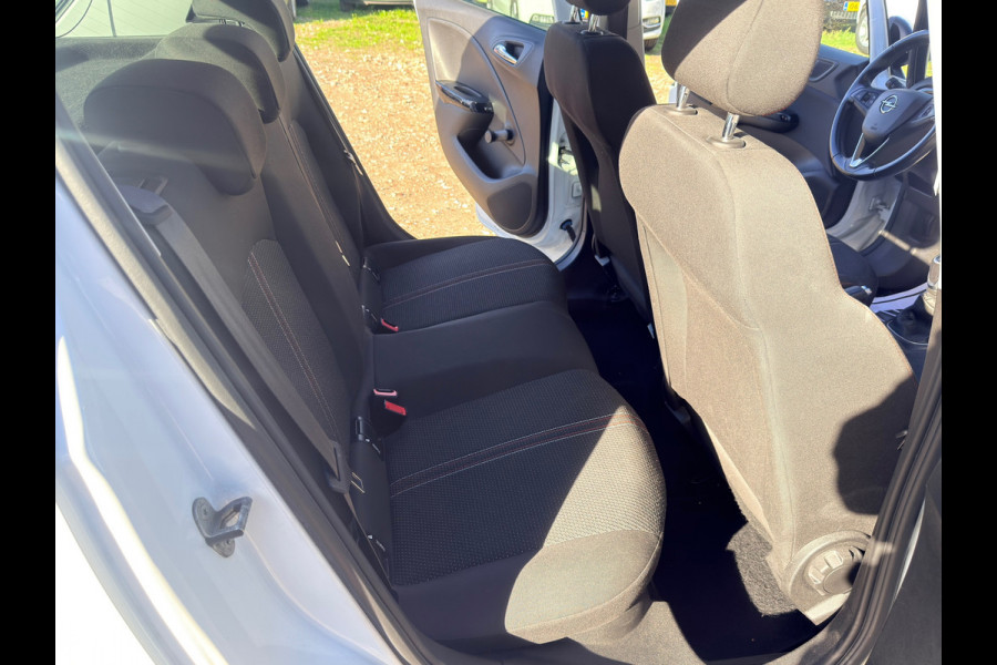 Opel Corsa 1.4 Black Edition/ NAVI/ DAB/ CRUISE