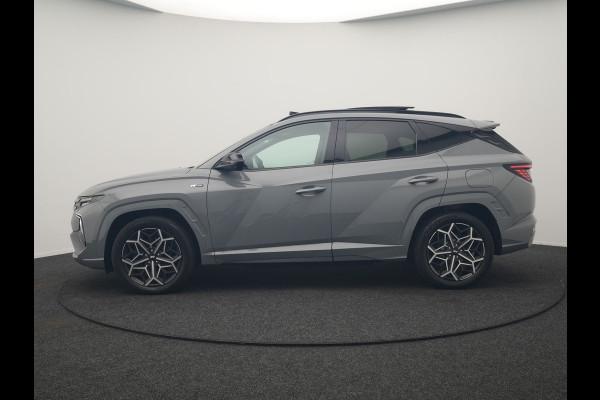 Hyundai Tucson 1.6 T-GDI PHEV N Line Sky 4WD 265pk Dealer O.H. | SOH 97,2% | Panodak | Adaptive Cruise | 360 Camera | Alcantara Sportstoelen Memory & Ventilatie | Keyless | BLIS | Stoelen & Stuur Verwarmd | Apple Carplay | Navigatie | DAB | Plug In Hybri