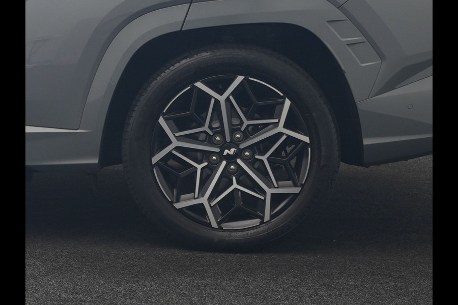 Hyundai Tucson 1.6 T-GDI PHEV N Line Sky 4WD 265pk Dealer O.H. | SOH 97,2% | Panodak | Adaptive Cruise | 360 Camera | Alcantara Sportstoelen Memory & Ventilatie | Keyless | BLIS | Stoelen & Stuur Verwarmd | Apple Carplay | Navigatie | DAB | Plug In Hybri