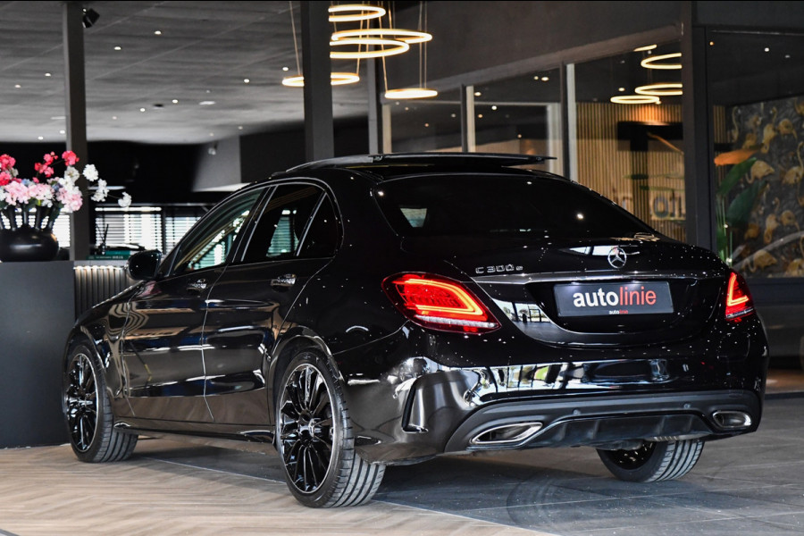Mercedes-Benz C-Klasse 300 e AMG Night Edition, Pano, Luchtvering, Burmester, 360, Virtual, Multibeam, Keyless. CarPlay!