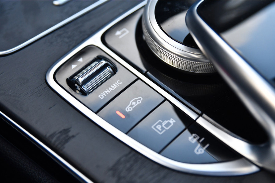 Mercedes-Benz C-Klasse 300 e AMG Night Edition, Pano, Luchtvering, Burmester, 360, Virtual, Multibeam, Keyless. CarPlay!