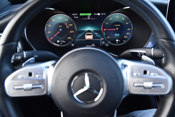 Mercedes-Benz C-Klasse 300 e AMG Night Edition, Pano, Luchtvering, Burmester, 360, Virtual, Multibeam, Keyless. CarPlay!