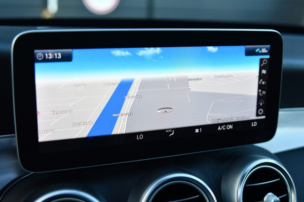 Mercedes-Benz C-Klasse 300 e AMG Night Edition, Pano, Luchtvering, Burmester, 360, Virtual, Multibeam, Keyless. CarPlay!