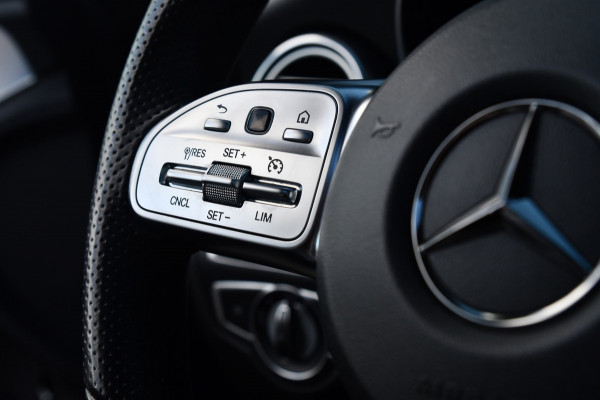Mercedes-Benz C-Klasse 300 e AMG Night Edition, Pano, Luchtvering, Burmester, 360, Virtual, Multibeam, Keyless. CarPlay!