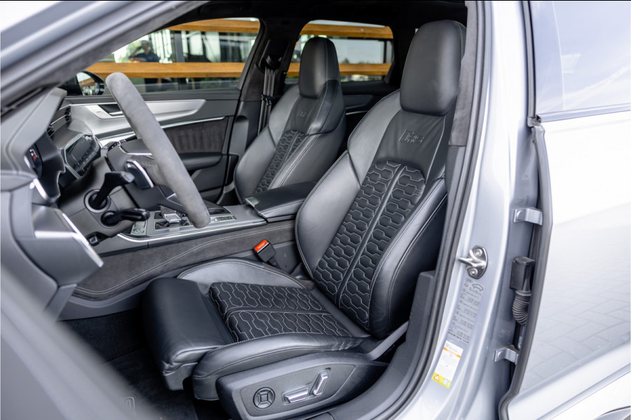 Audi RS6 Avant TFSI quattro - RS Dynamic + | Panorama | B&O Adv. | Carbon Pakket | Stoelkoeling