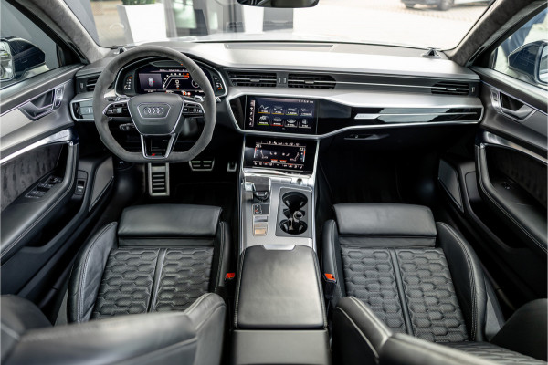 Audi RS6 Avant TFSI quattro - RS Dynamic + | Panorama | B&O Adv. | Carbon Pakket | Stoelkoeling