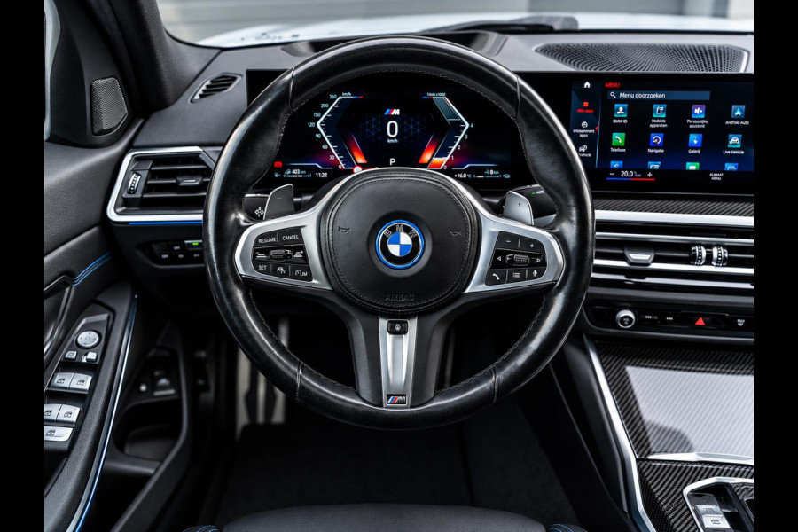BMW 3-serie 330e xDrive - M-Sport Pro l Pano l ACC l Laser l Carbon l 19''