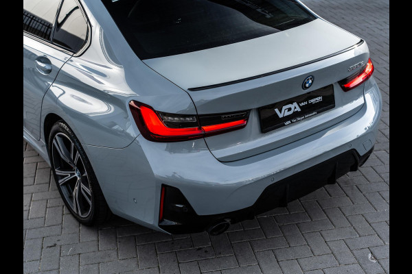 BMW 3-serie 330e xDrive - M-Sport Pro l Pano l ACC l Laser l Carbon l 19''