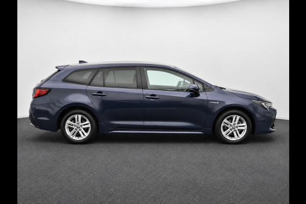 Toyota Corolla Touring Sports 1.8 Hybrid Dynamic Navigatie Apple CarPlay Android Auto Camera Parkeerhulp Adaptive Cruise Control Stuurverwarming Climate Control Lichmetalen velgen