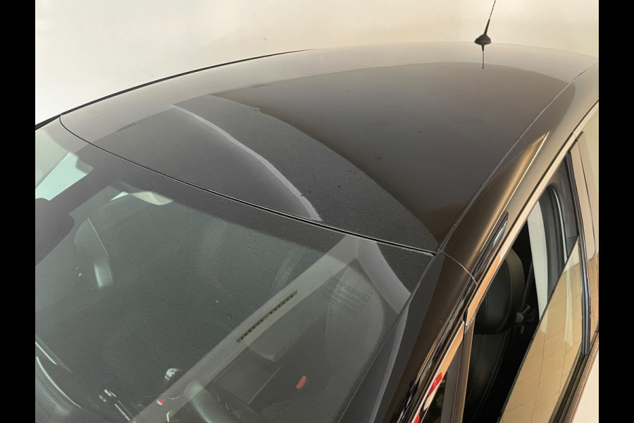 Renault Scénic 1.3 TCe Bose AUTOMAAT AIRCO NAVI VELGEN PDC ELEK RAMEN CENT VERG TREKHAAK KEURIGE AUTO