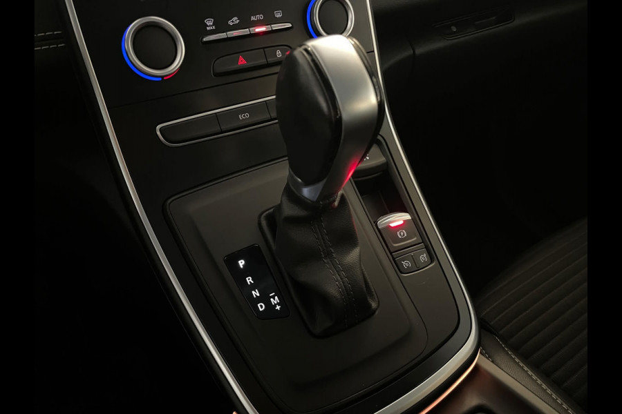 Renault Scénic 1.3 TCe Bose AUTOMAAT AIRCO NAVI VELGEN PDC ELEK RAMEN CENT VERG TREKHAAK KEURIGE AUTO