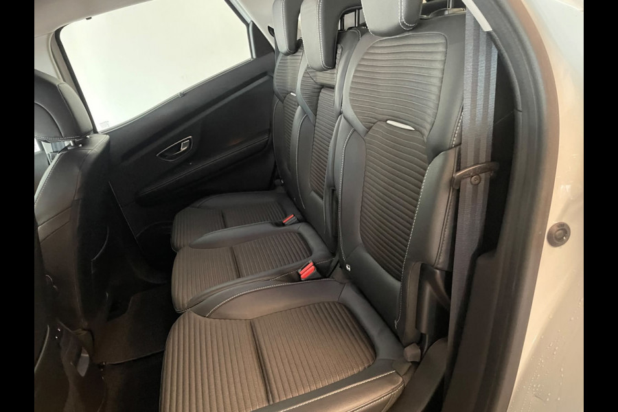 Renault Scénic 1.3 TCe Bose AUTOMAAT AIRCO NAVI VELGEN PDC ELEK RAMEN CENT VERG TREKHAAK KEURIGE AUTO