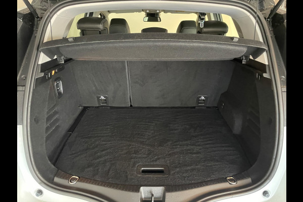 Renault Scénic 1.3 TCe Bose AUTOMAAT AIRCO NAVI VELGEN PDC ELEK RAMEN CENT VERG TREKHAAK KEURIGE AUTO