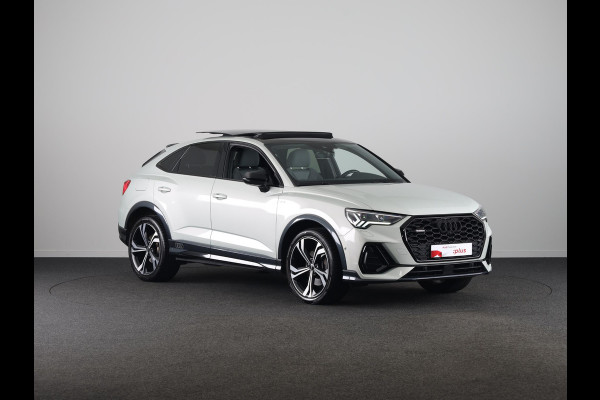 Audi Q3 Sportback 45 TFSI quattro edition one 230pk | Navigatie | Parkeercamera | B&O Audio | Panoramadak | Lederen bekleding