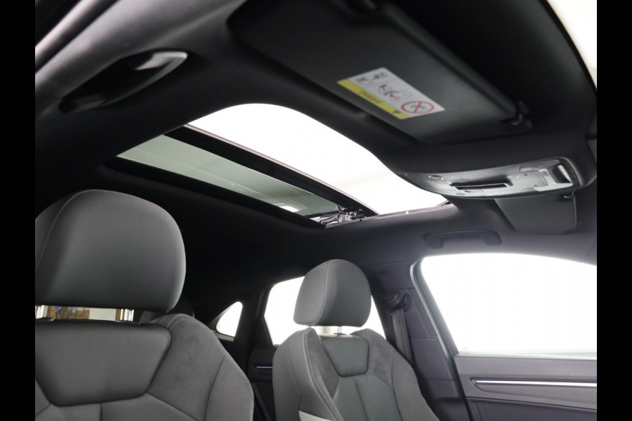 Audi Q3 Sportback 45 TFSI quattro edition one 230pk | Navigatie | Parkeercamera | B&O Audio | Panoramadak | Lederen bekleding