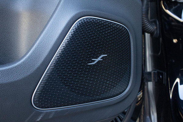 Mercedes-Benz A-Klasse 250 Premium Plus PANO CAMERA BURMESTER AMG DIFFUSER LED