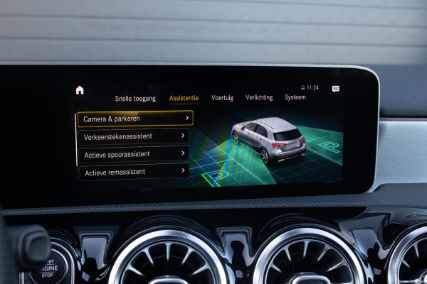 Mercedes-Benz A-Klasse 250 Premium Plus PANO CAMERA BURMESTER AMG DIFFUSER LED