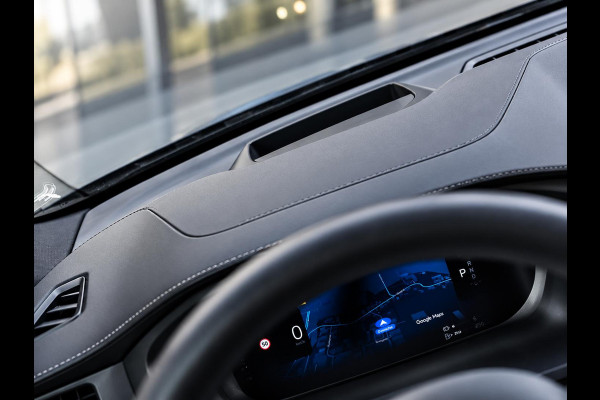 Volvo XC60 2.0 T6 Plug-in hybrid AWD Ultra Black Edition - R-Design l Pano l HUD l Memory