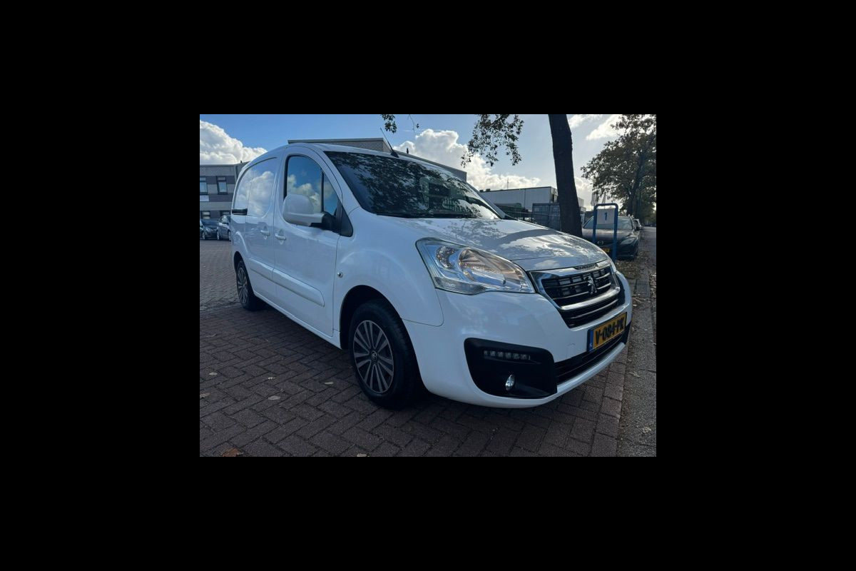 Peugeot Partner 1.6 BlueHDi 100pk Premium Pack Euro6 155.000km Airco,Navigatie,Schuifdeur