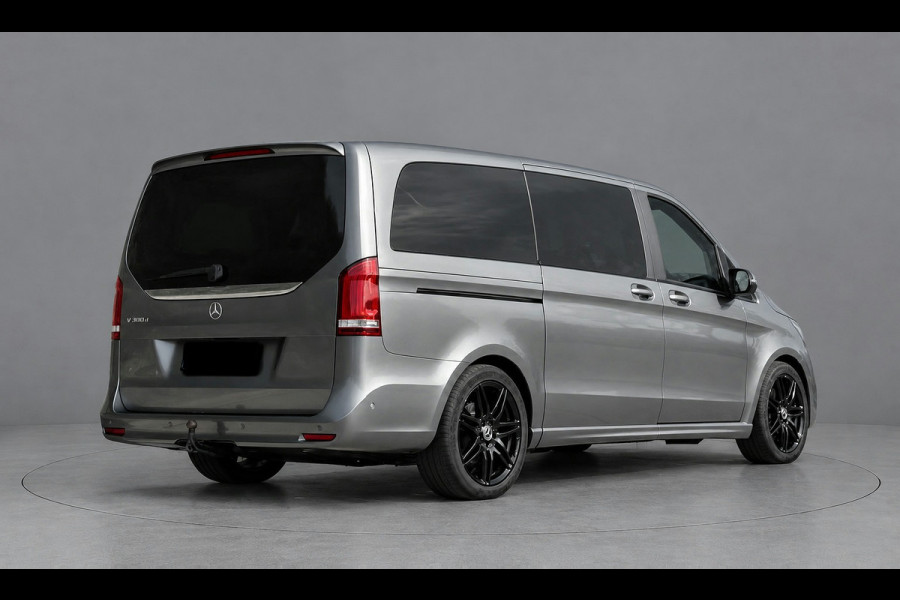 Mercedes-Benz V-Klasse 300d L2 AMG Edition 360 Camera, Cruise, Carplay, Stoelverkoeling, Burmester, Stoelverwarming, Trekhaak, 240pk, Automaat, Leder, Uniek!