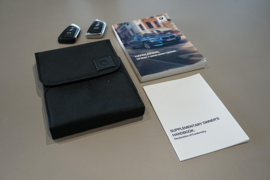 BMW 2 Serie Gran Tourer 218i 7p. Executive Edition + CAMERA / SPORTSTOELEN / LED / HEAD-UP