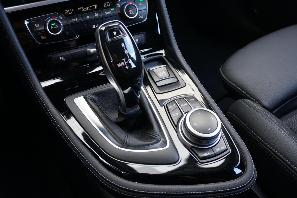 BMW 2 Serie Gran Tourer 218i 7p. Executive Edition + CAMERA / SPORTSTOELEN / LED / HEAD-UP