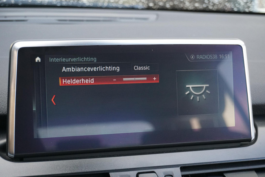 BMW 2 Serie Gran Tourer 218i 7p. Executive Edition + CAMERA / SPORTSTOELEN / LED / HEAD-UP