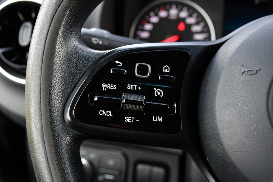 Mercedes-Benz Sprinter 316 2.2 CDI L2H2 PB Edition Full Options! 360 Camera, Cruise, LED, Carplay, 10,5'' Mbux, Stoelverwarming, NAVI, Automaat, Uniek!