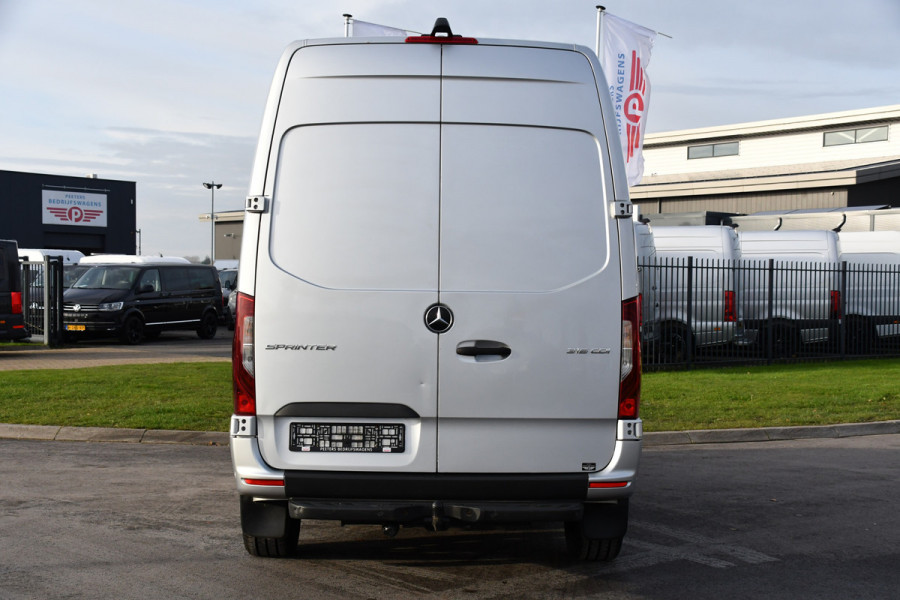 Mercedes-Benz Sprinter 316 2.2 CDI L2H2 PB Edition Full Options! 360 Camera, Cruise, LED, Carplay, 10,5'' Mbux, Stoelverwarming, NAVI, Automaat, Uniek!