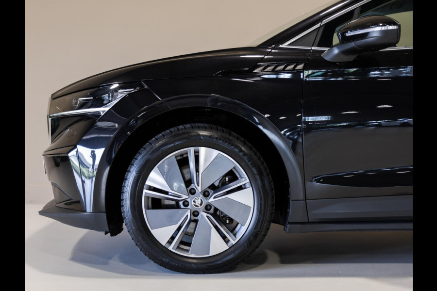Škoda ENYAQ iV 80 SOH 93% / 204pk / Panorama dak / Trekhaak / Leder / Head-up display /
