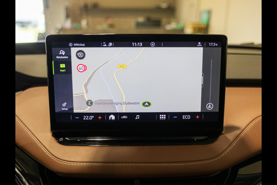 Škoda ENYAQ iV 80 SOH 93% / 204pk / Panorama dak / Trekhaak / Leder / Head-up display /