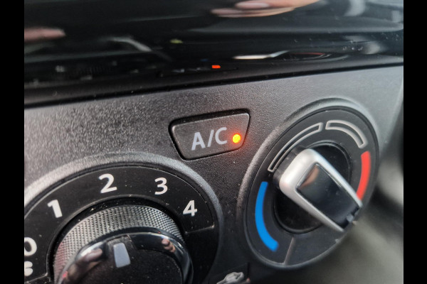 Suzuki Swift 1.2 Comfort Smart Hybrid LMV | Airco | Cruise controle | Stoelverwarming | All-Weather Banden |