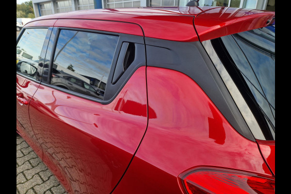 Suzuki Swift 1.2 Comfort Smart Hybrid LMV | Airco | Cruise controle | Stoelverwarming | All-Weather Banden |