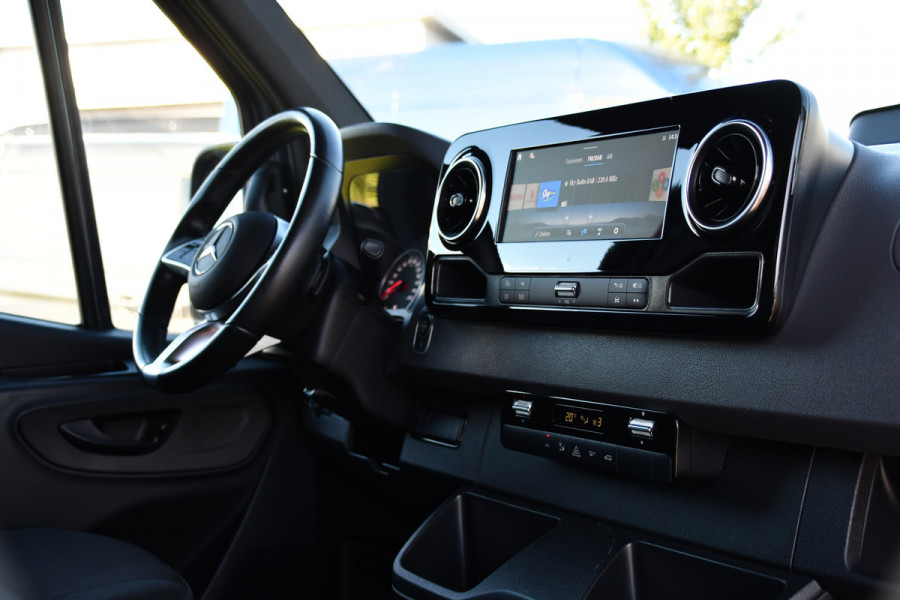 Mercedes-Benz Sprinter 315 1.9 CDI RWD L2H2 PB Edition FACELIFT! Camera, Adaptieve Cruise, LED, 150pk, Automaat, 10,5'' Mbux, Sensoren, 3 Jaar Garantie, Uniek!