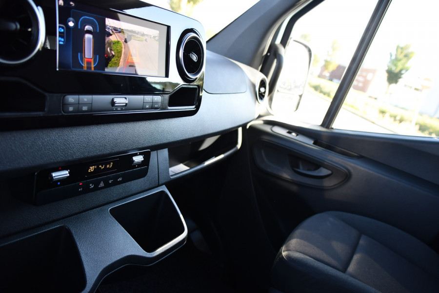 Mercedes-Benz Sprinter 315 1.9 CDI RWD L2H2 PB Edition FACELIFT! Camera, Adaptieve Cruise, LED, 150pk, Automaat, 10,5'' Mbux, Sensoren, 3 Jaar Garantie, Uniek!