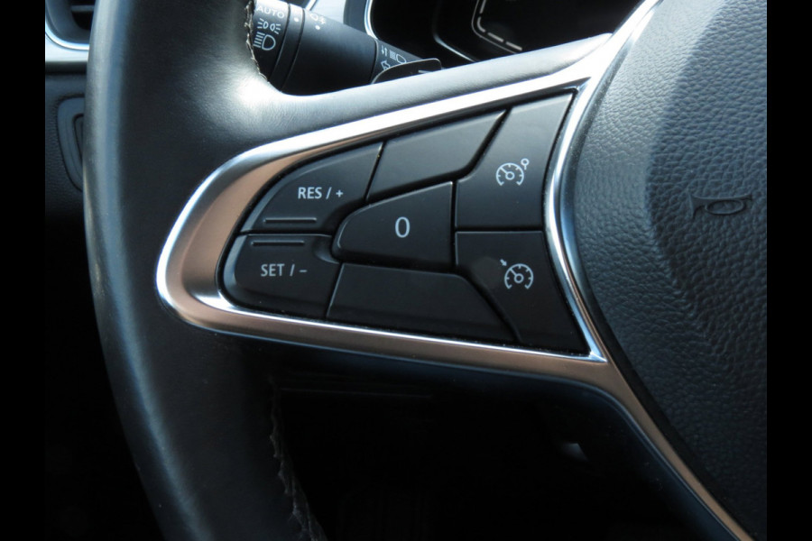 Renault Captur 1.3 TCe 130 Intens Two-Tone AUTOMAAT | 1e EIGENAAR | CAMERA | CARPLAY | KEYLESS ENTRY | LED KOPLAMPEN | NAVI |