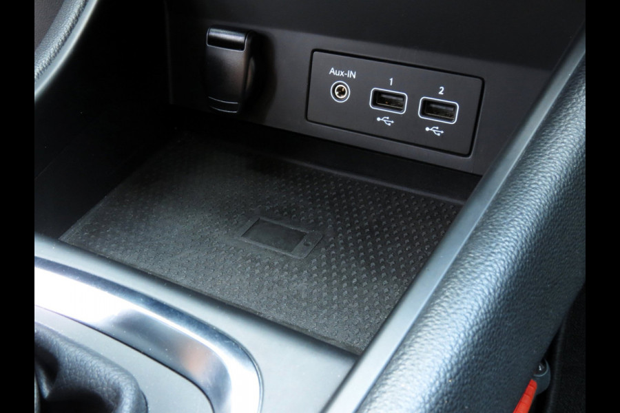 Renault Captur 1.3 TCe 130 Intens Two-Tone AUTOMAAT | 1e EIGENAAR | CAMERA | CARPLAY | KEYLESS ENTRY | LED KOPLAMPEN | NAVI |