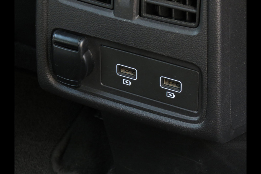 Renault Captur 1.3 TCe 130 Intens Two-Tone AUTOMAAT | 1e EIGENAAR | CAMERA | CARPLAY | KEYLESS ENTRY | LED KOPLAMPEN | NAVI |