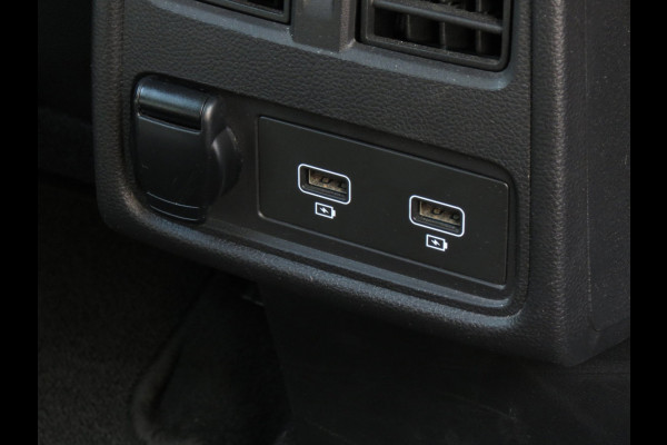 Renault Captur 1.3 TCe 130 Intens Two-Tone AUTOMAAT | 1e EIGENAAR | CAMERA | CARPLAY | KEYLESS ENTRY | LED KOPLAMPEN | NAVI |